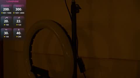 Snapshot of emma_morales_ chatting on 10-24-25, 12:08 Emma morales online show from 10-24-25, 12:08