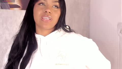 Snapshot of emma_morgann chatting on 12-09-24, 11:26 Emma Morgann online show from 12-09-24, 11:26