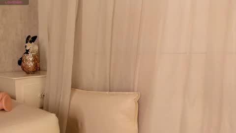 Snapshot of emma_morgann chatting on 02-21-25, 02:38 Emma Morgann online show from 02-21-25, 02:38