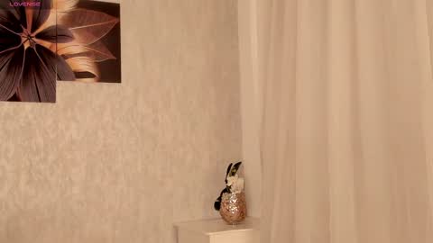 Snapshot of emma_morgann chatting on 02-22-25, 02:41 Emma Morgann online show from 02-22-25, 02:41