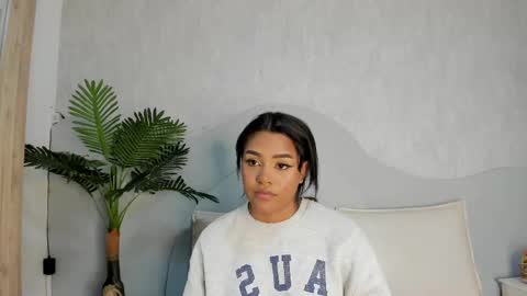 Snapshot of emma_morgann chatting on 09-11-25, 11:43 Emma Morgann online show from 09-11-25, 11:43