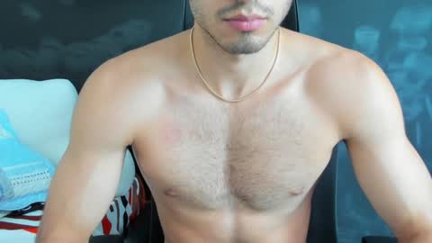 Snapshot of emma_muscle_ chatting on 01-02-25, 06:01 emma online show from 01-02-25, 06:01