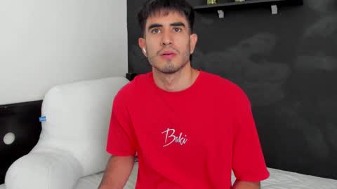 Snapshot of emma_muscle_ chatting on 02-16-25, 05:04 emma online show from 02-16-25, 05:04