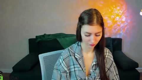 Emma Myer online show from 04-13-26, 02:39