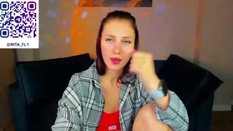 Emma Myer online show from 05-13-26, 02:25
