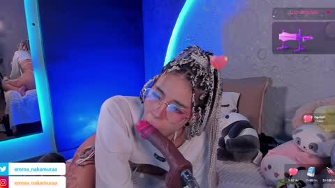 Snapshot of emma_nakamura chatting on 12-20-24, 10:27 online show from 12-20-24, 10:27