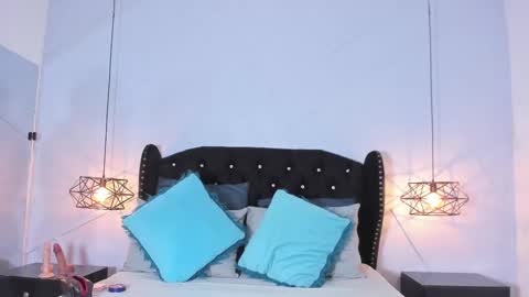 Snapshot of emma_payton chatting on 02-10-25, 11:46 Emma online show from 02-10-25, 11:46