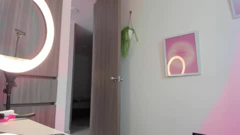 Snapshot of emma_rinaldi_ chatting on 01-07-26, 03:36 Emma online show from 01-07-26, 03:36