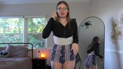 Snapshot of emma_ruby chatting on 12-07-24, 05:53 Emma Ruby online show from 12-07-24, 05:53