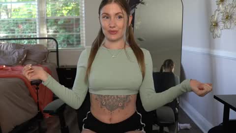 Emma Ruby online show from 02-07-26, 06:00