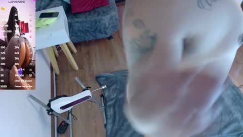 emma online show from 05-04-26, 10:22