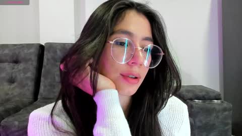 Emma online show from 01-29-25, 01:48