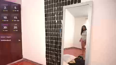 Snapshot of emma_sanz__ chatting on 03-13-26, 01:18 Emma Sanz online show from 03-13-26, 01:18