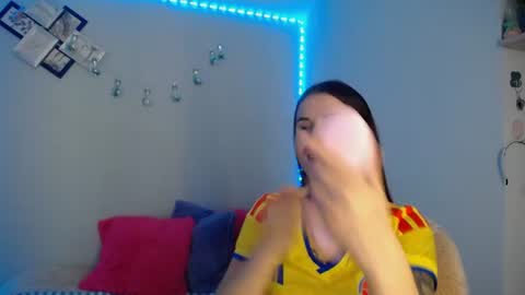 Emma Black online show from 06-17-26, 04:08