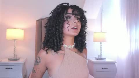 Snapshot of emma_torres__ chatting on 07-28-26, 06:20 Ema online show from 07-28-26, 06:20