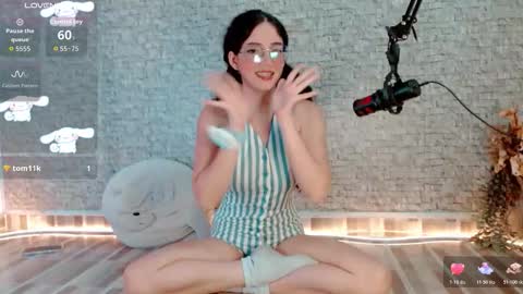 Snapshot of emma_unu chatting on 01-17-26, 03:00 Emma online show from 01-17-26, 03:00