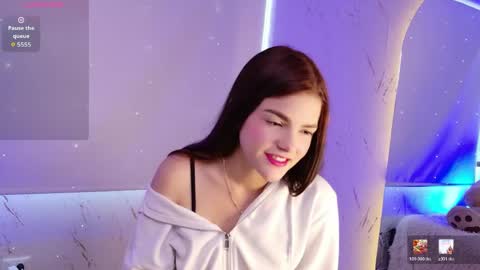 emma_wattsoon online show from 04-17-26, 04:10