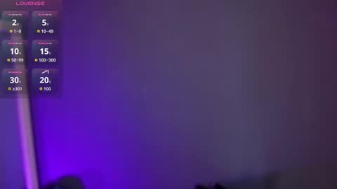 Snapshot of emma_web_ chatting on 12-16-25, 04:45 Emma web online show from 12-16-25, 04:45