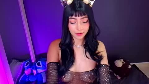 Snapshot of emma_web_ chatting on 12-22-25, 06:16 Emma web online show from 12-22-25, 06:16