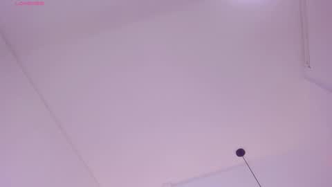 Snapshot of emma_white_01 chatting on 02-10-25, 04:41 emma your love online show from 02-10-25, 04:41