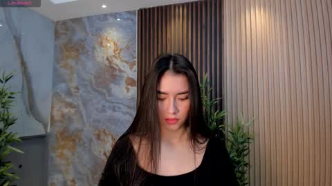 Snapshot of emmaa_robertts chatting on 10-12-25, 03:11 Emma Everyday From 0530 to 1430 Col Time online show from 10-12-25, 03:11