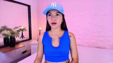 Emma  online show from 11-01-25, 07:16