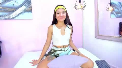 Emma  online show from 11-29-25, 04:43