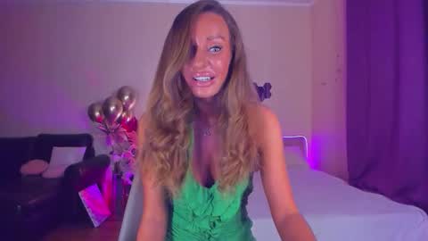 Emma online show from 12-05-25, 04:14