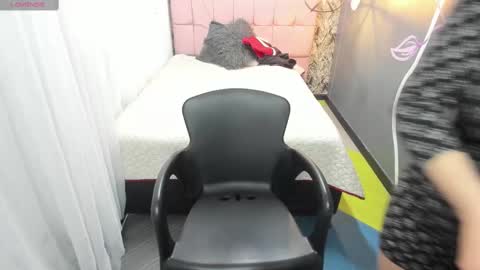 Emma Evans online show from 02-14-25, 06:29