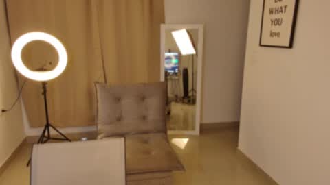 Emma online show from 12-02-24, 05:37