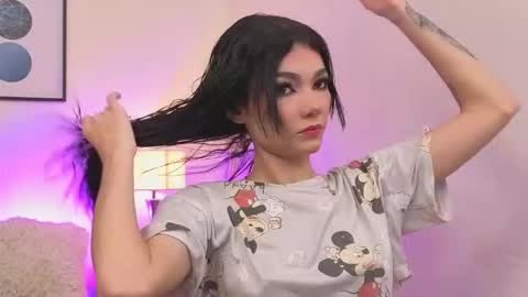 Emma  online show from 02-28-26, 09:49