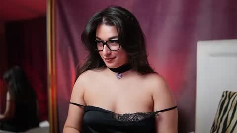 Snapshot of emmadallas chatting on 07-27-26, 05:31 Emma online show from 07-27-26, 05:31