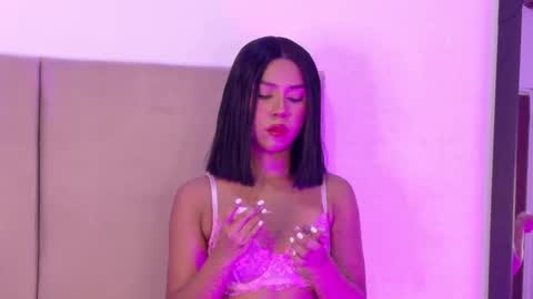 Snapshot of emmadalton chatting on 03-16-26, 04:55 E M M A online show from 03-16-26, 04:55