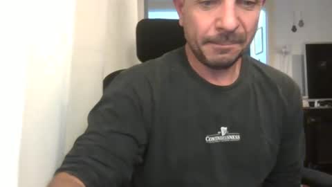 Ariel online show from 12-26-24, 09:15