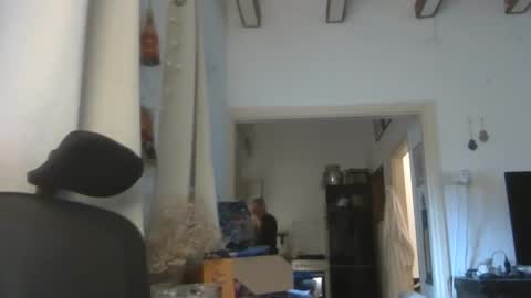 Ariel online show from 03-14-26, 05:02