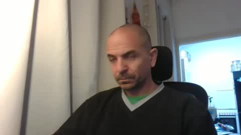 Ariel online show from 03-14-26, 08:36