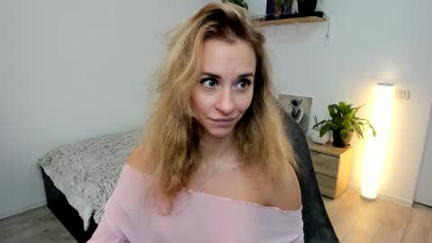 Emma online show from 11-17-25, 07:58