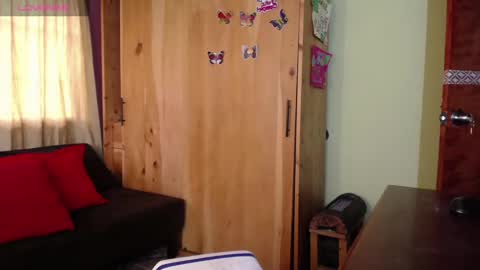 Andrea online show from 01-04-25, 01:31