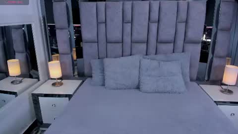 EMMA HILL online show from 06-11-26, 11:08