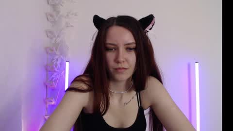 emmaishier online show from 02-25-25, 01:39