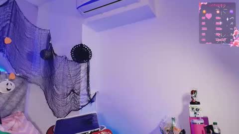  Emma  online show from 11-01-25, 04:03