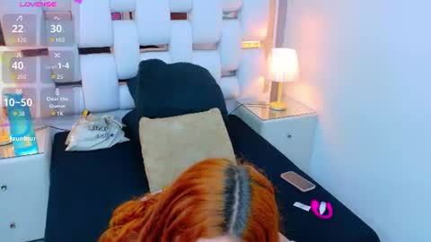 Snapshot of emmalodgge chatting on 07-04-26, 07:20 emmaLogge online show from 07-04-26, 07:20