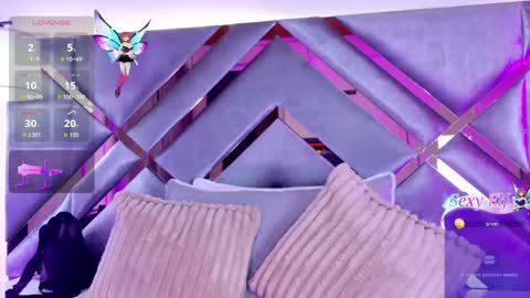 emmalove01 online show from 05-17-26, 02:20