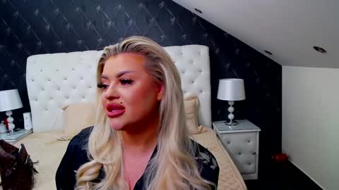 Snapshot of emmamavis chatting on 02-05-25, 07:18 Emma Mavis online show from 02-05-25, 07:18