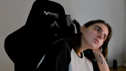 Emma online show from 01-29-25, 08:35