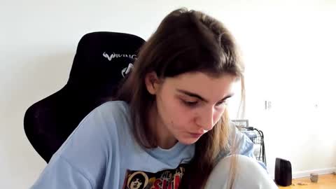 Emma online show from 09-23-25, 11:24