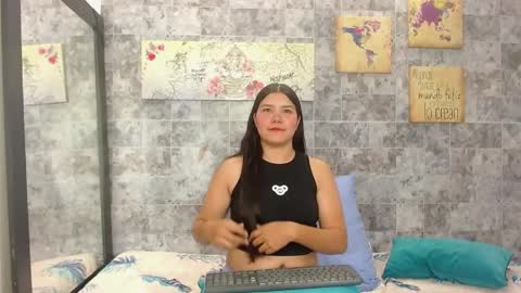 Snapshot of emmanixxon chatting on 03-30-26, 09:16 emmanixxon online show from 03-30-26, 09:16