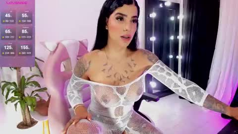 Emma Russell online show from 09-14-25, 08:19