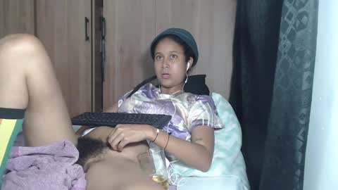 Snapshot of emmasweet95 chatting on 12-23-24, 12:35 emmasweet95 online show from 12-23-24, 12:35