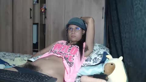 Snapshot of emmasweet95 chatting on 01-20-25, 08:29 emmasweet95 online show from 01-20-25, 08:29